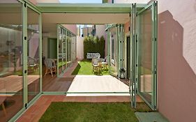 Sintra Green Chalet Bed & Breakfast